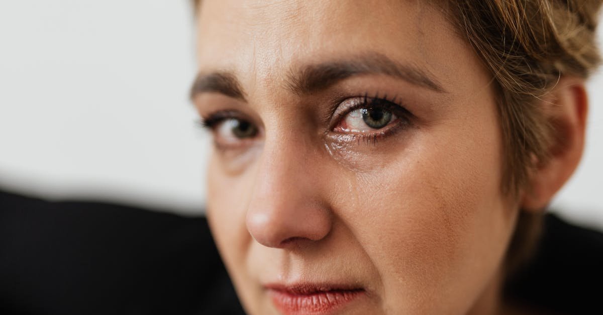 Odwaga zostania na miejscu: sztuka bycia z trudnymi emocjami