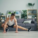 Zanim zaczniesz: 7-minutowa domowa rozgrzewka, która podkręci każdy trening